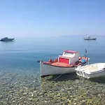 Agali 2 Superior Mezonet Front Of The Sea