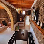 Yiannis Village House