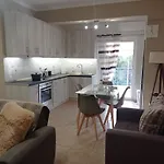 Angela\'S Seaview Apartment