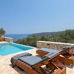 Villa Seva Sea View - Perfect For Romantic Getaways With Pool And Sunrise & Sea Views