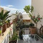 Jasmine Sea View Apartment With Blooming Patio