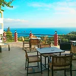 Apartments And Studio With Swimming Pool And Sea View In Pelekas Beach, Corfu