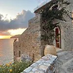 Limeni Villa
