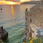 Limeni Villa