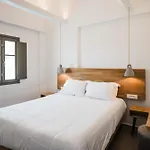 Amphitrite Suites Santorini