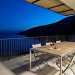 Villa Kastos - Stylish Luxury Villa With Direct Sea Access