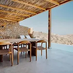 Villa Mirabilis