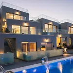 Isla Villas & Suites