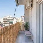City Oasis: Newly Renovated 2Br Apt In City Center