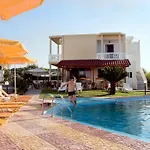 Elena Rooms & Apartments