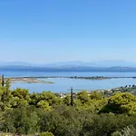 Olive Grove Cottage - Excellent View