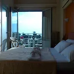 Ikaros Hotel Elliniko