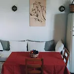 Patelo House