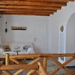 Pende Traditional Villas