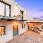 Villa Mirage By Posarellivillas
