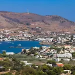 Stelios-Korina Villa With Pool And Stunning View In Syros Posidonia