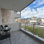 Margarita Flat