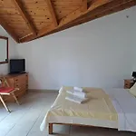 Filoxenia Apartment 9