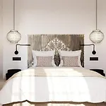 Utopia Luxury Resort