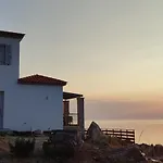 Theasis Limnos - 1St Floor Suite