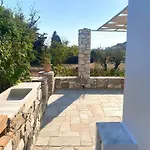Elitas Lodge: Cosy Cycladic Home Outside Paroikia
