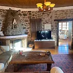 Arahova Cozy View