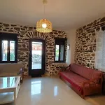 Lara\'S House