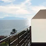 Spiros Rooms