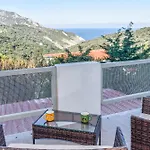 Nest View House