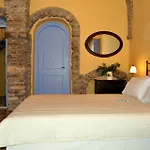 Mastiha House