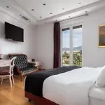 Acropolis Elegant Penthouse