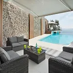 Driftwood Luxury Suite
