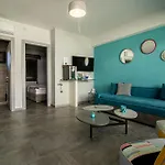 Street 90 Lux Aparts