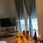 Helen\'S Art House
