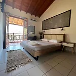 Villa Flower