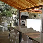 Skaloma Beach Estate