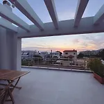 Blueline Apartment 2