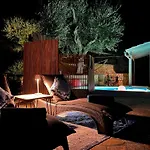 La Strade Apartments, Adults Only With Private Pool