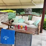 Luxurious 6 Bedroom Villa In A Great Location