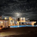 Blu Suites And Studios