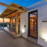 Naxos Finest Hotel & Villas