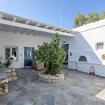 Floras Rooms