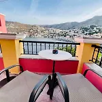 Kleanthi And Kostas Studios
