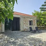 Ploes Luxury Cottages