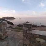 Albatross Seafront House