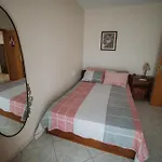 Niki House