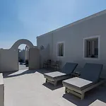 New Sea Serenity Villas Next To The Sea With Private Jacuzzi
