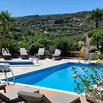 Kipo Paradiso Stone Villa