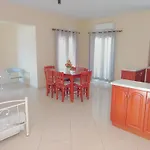 Stella\'S Villa \' Spacious 80Sqm Sea View Apartment \' 50M From Beach