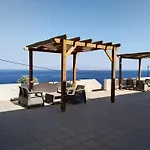 Astradeni Luxury Apartments Kratir